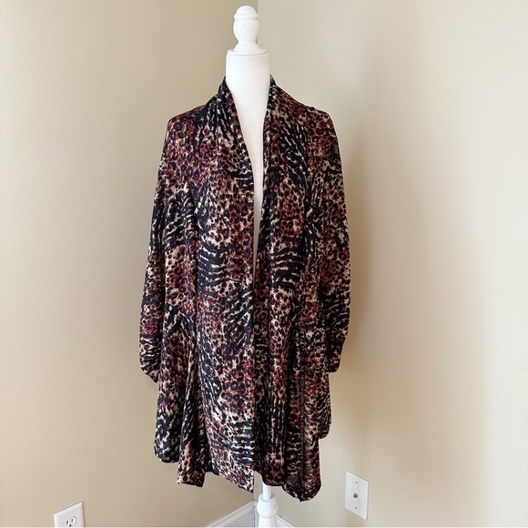 Multiples Open Front Lightweight Animal Print Cardigan - Large - Picture 1 of 9